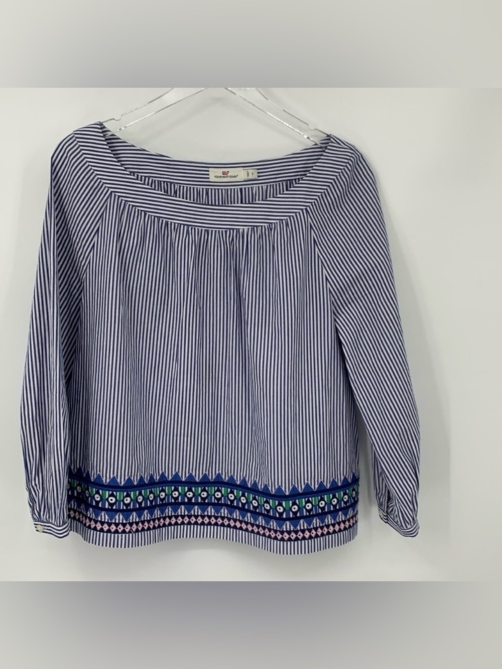 Vineyard Vines Geo Prep open neck top shirt blouse stripe embroidery stripe S